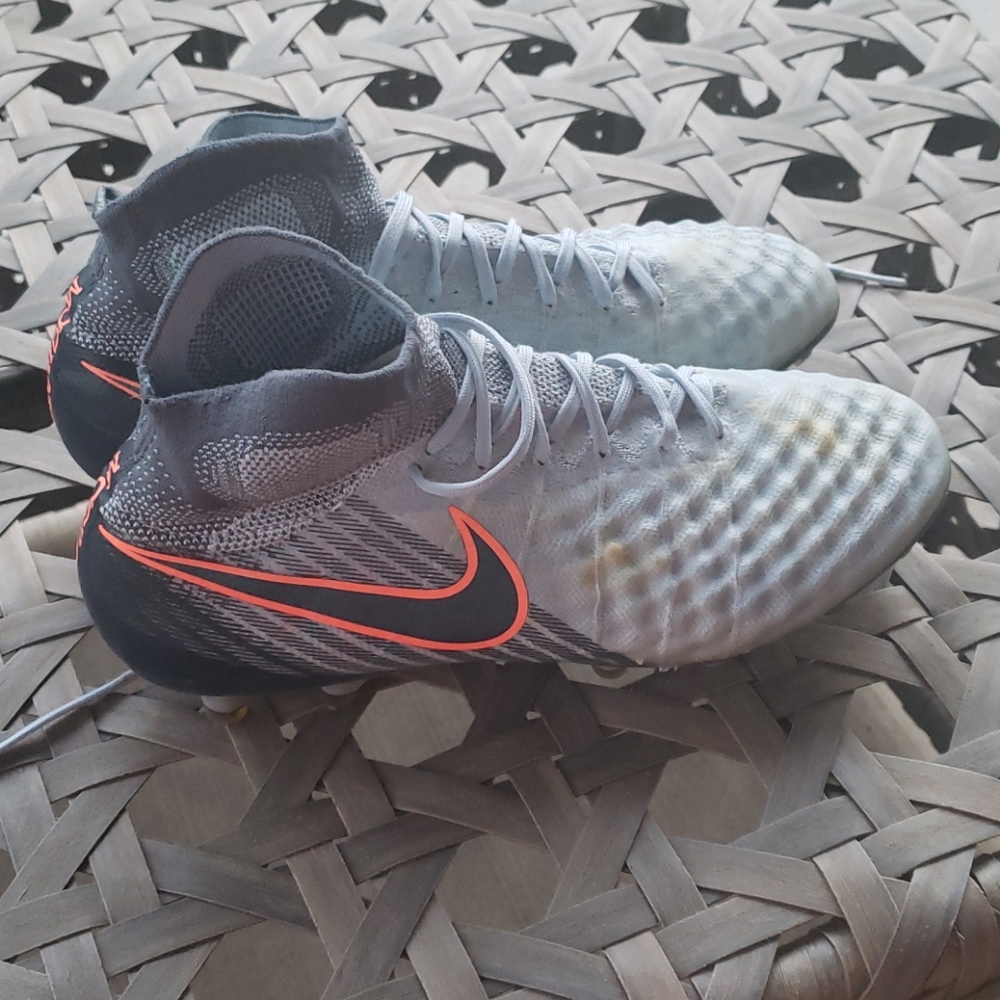 COPY - COPY - Nike Magista Obra FLYKNIT